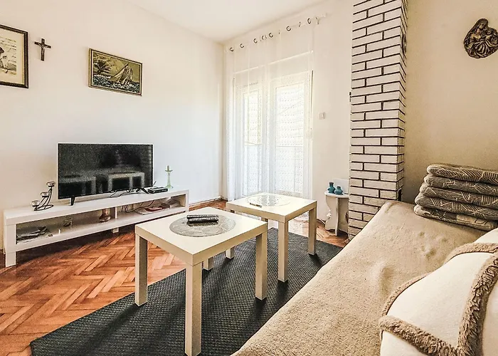 Lucia By Interhome Appartement