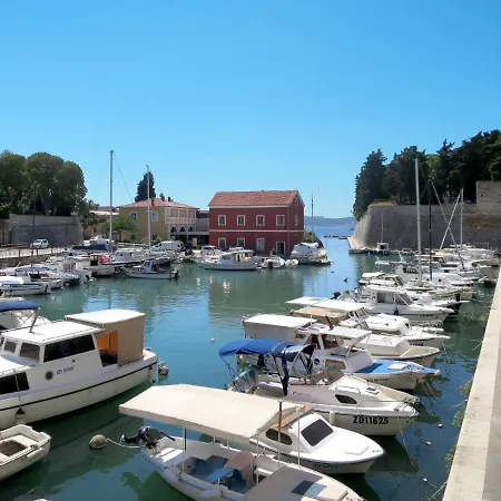 アパート Lucia By Interhome