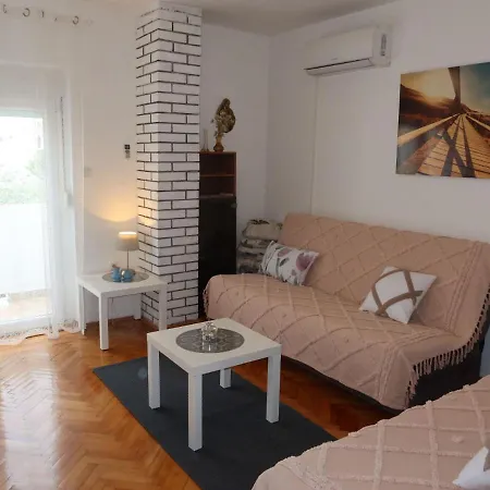 Lucia - Zad116 By Interhome Zadar